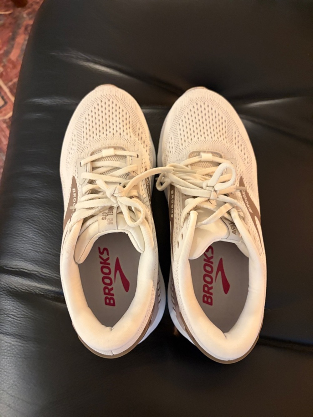 Brooks Ariel GTS Women's Running Shoes - Beige/Cream - Picture 2 of 3